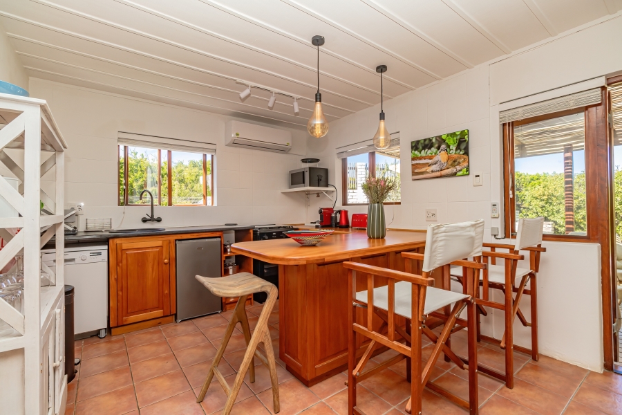 2 Bedroom Property for Sale in Keurboomstrand Western Cape